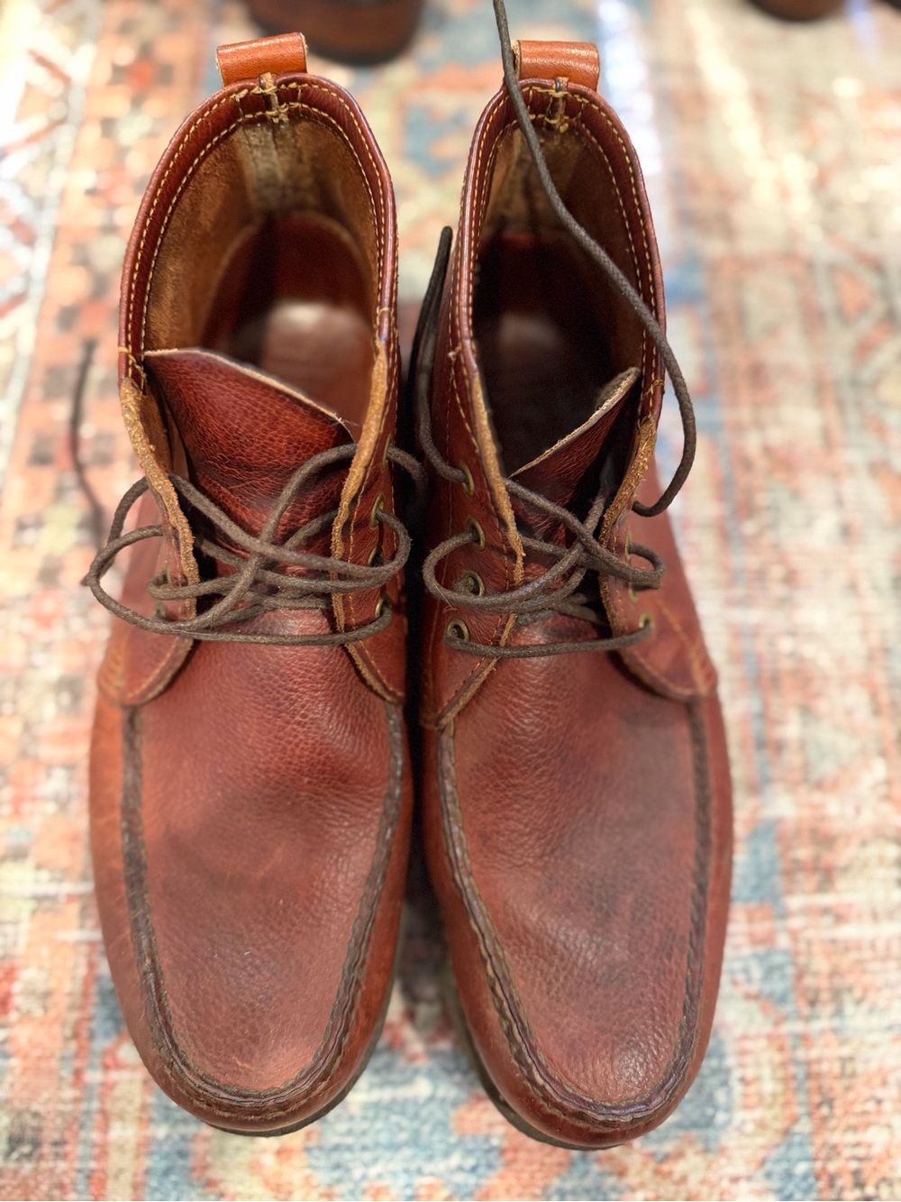 Gokey Chukka Boots in Chestnut Brown